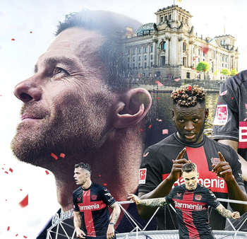 太疼了！巴顿传中击中20岁玄智健下体，后者疼到前滚翻后倒地不起